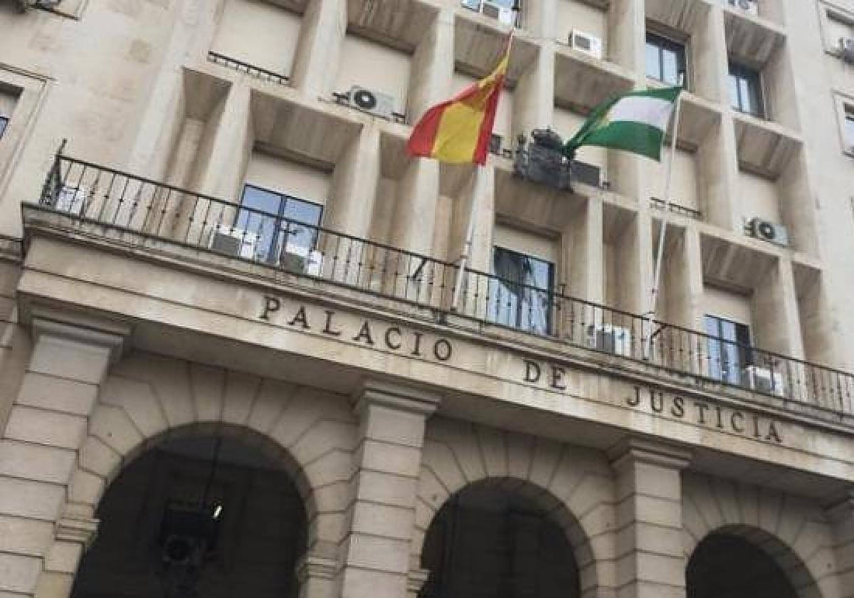 Prisión para un joven por abusar de una menor tras estar de fiesta en un piso de Benalmádena