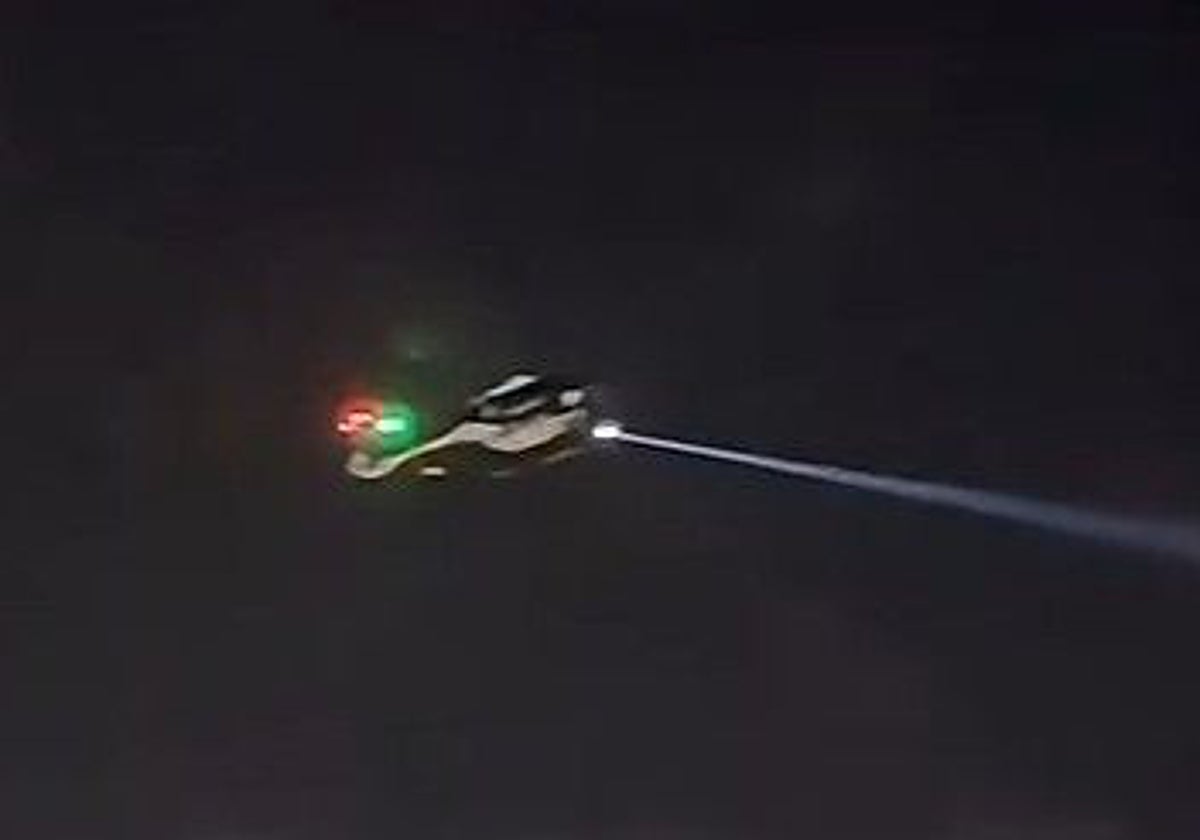 El helicóptero policial vuelve a sobrevolar Málaga y Marbella con el foco apuntando a las viviendas