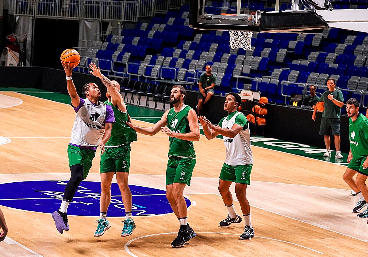 El Unicaja, entre las plantillas de ACB más continuistas esta temporada