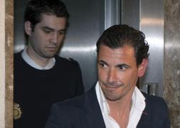 El PP suspende de militancia a Sainz de Baranda y Joan Pol