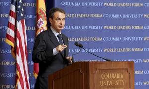El presidente del Gobierno español, José Luis Rodríguez Zapatero, durante una conferencia en la Universidad de Columbia (EEUU). / Efe
