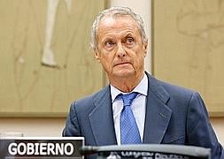 El ministro de Defensa, Pedro Morenés. / Javier Lizón (Efe)