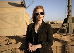 La actriz Jessica Chastain, en la película 'La noche más oscura'. / Efe
