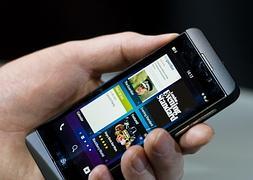 BlackBerry Z10, uno de los nuevos terminales presentados por la compañía. / Leon Neal (Afp) | Atlas