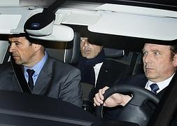Nicolas Sarkozy abandona el juzgado. / Patrick Bernard (Afp)