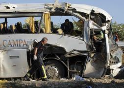 Accidente de autobús registrado en Jaén en 2007. / Reuters