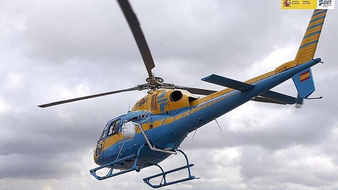 Un radar Pegasus instalado en un helicóptero de la DGT.