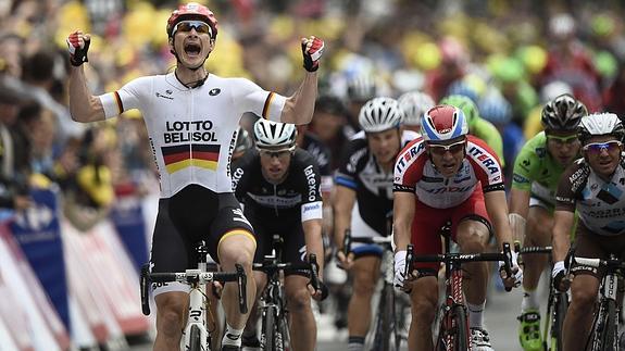 Greipel celebra su victoria de etapa. 