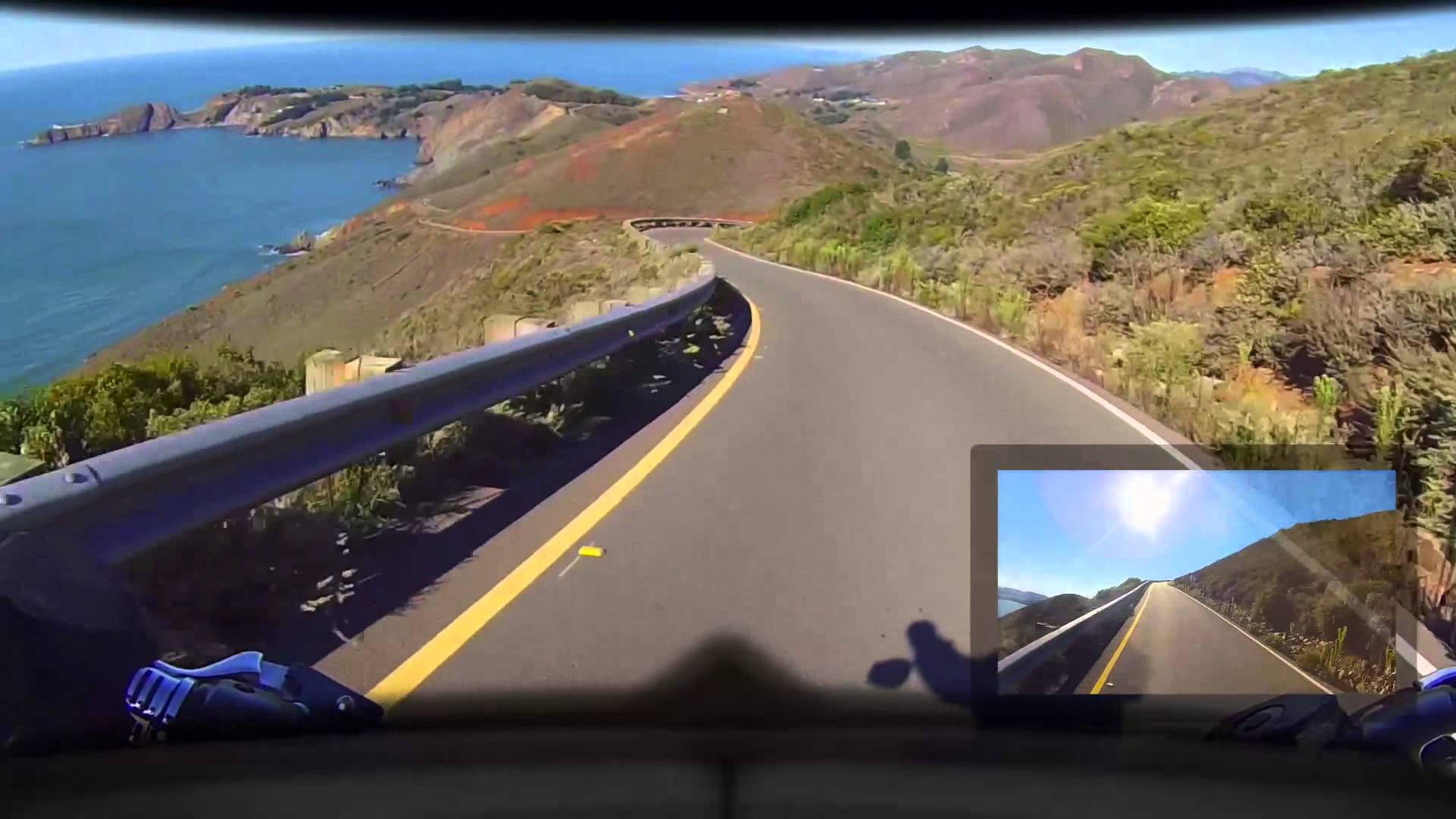 El HUD se sitúa en la parte inferior derecha del visor