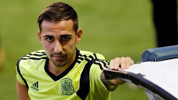 Alcácer asumirá el '9' en casa del vecino