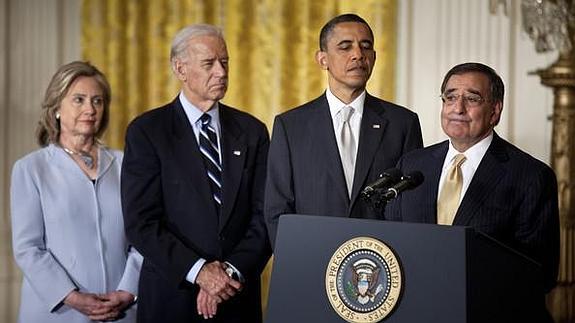 Obama, junto a Panetta, Biden y Clinton, en una imagen de archivo 