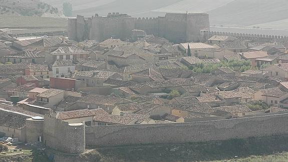 Urueña es un pequeño pueblo medieval, a 60 kilómetros de Valladolid y a un par de horas de Madrid 