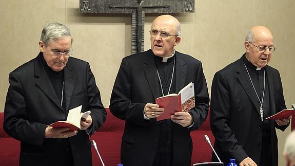 Lluis Martínez Sistach, Carlos Osoro y Ricardo Blázquez.