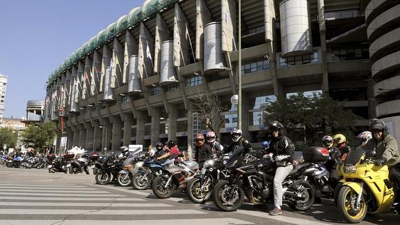 Una marcha en moto.