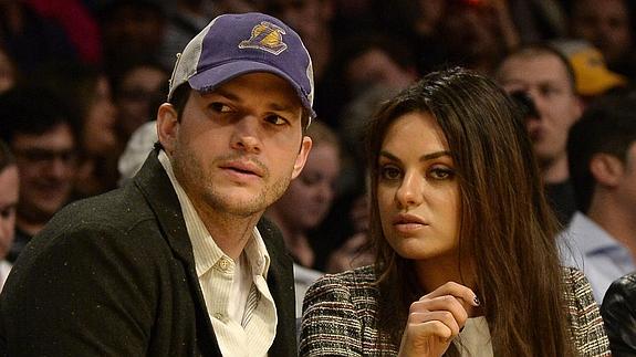 Ashton Kutcher y Mila Kunis. 