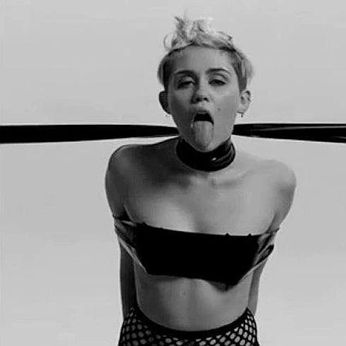 Detalle del vídeo de Miley Cyrus. 