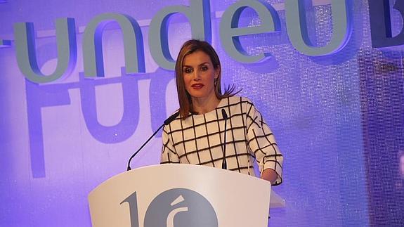 La Reina toma la palabra en el décimo aniversario de Fundéu
