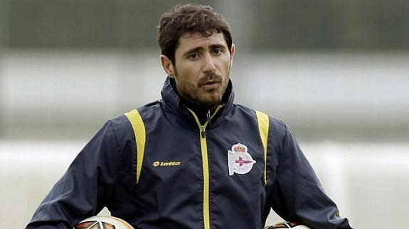 Víctor Sánchez dirigiendo su primer entrenamiento con el Deportivo. 