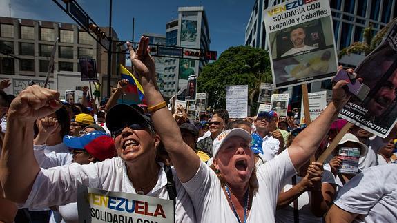 Protesta antigubernamental en Caracas. 