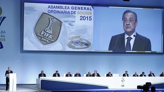 Florentino Pérez, durante la asamblea. 