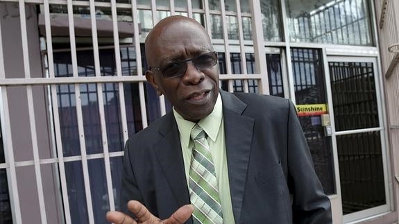 Jack Warner, exvicepresidente de la FIFA, suspendido de por vida