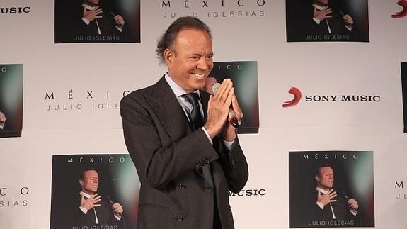 Julio Iglesias. 