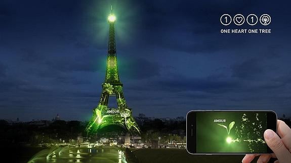 La Torre Eiffel se transforma en bosque por el cambio climático