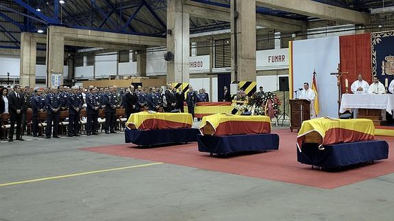 Funeral de los tres militares fallecidos. 