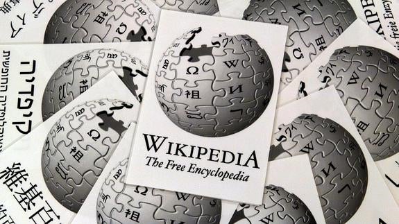 Logotipo, en varios idiomas, de la enciclopedia libre digital Wikipedia.
