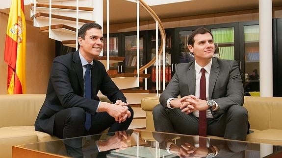 Pedro Sánchez y Albert Rivera, durante su reunión.