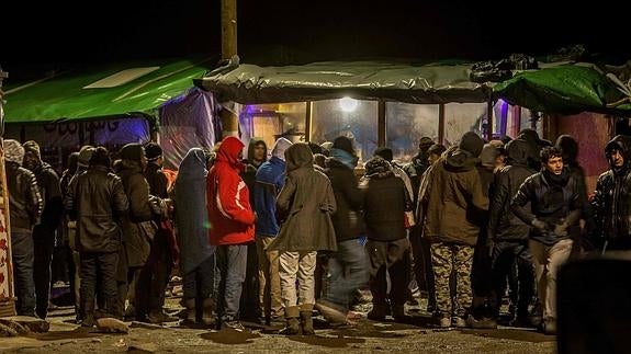 Inmigrantes en Calais.