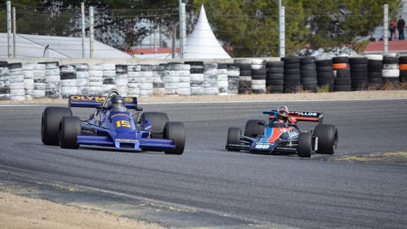 Monoplazas clásicos en el cirucito del Jarama. 
