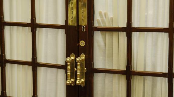 Las puertas del Congreso han cerrado sus puertas para aprobar en una votación la concesión del suplicatorio a Homs.