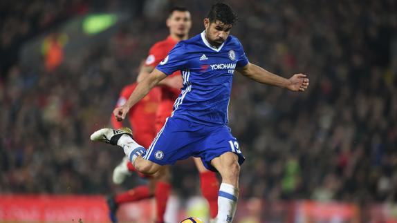 Diego Costa falló el penalti que pudo darle la victoria al Chelsea. 