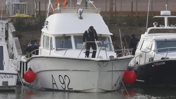 El barco de la Armada dotado con un sonar que participará en las tareas de búsqueda.