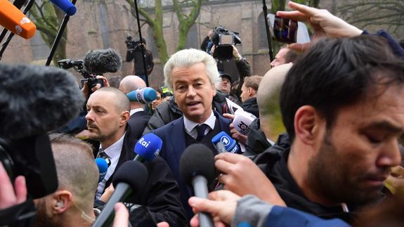 El líder ultraderechista holandés Geert Wilders, durante su primer acto de campaña.