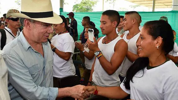 El presidente Santos visita una de las zonas de normalización.