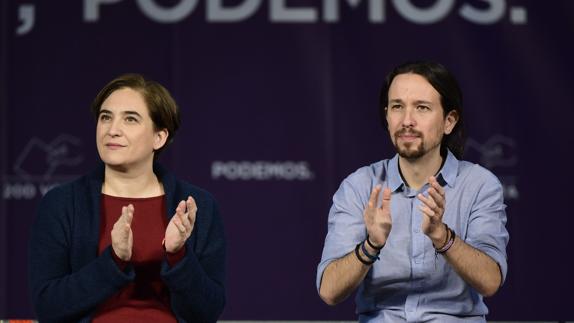 Ada Colau y Pablo Iglesias.