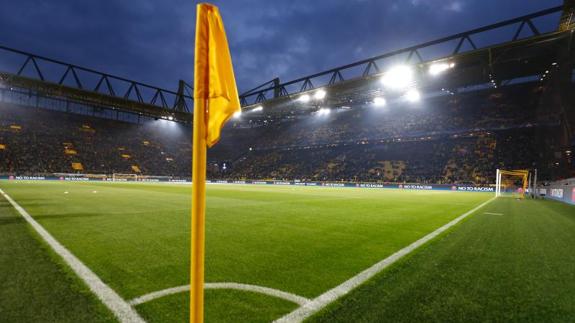 El Signal Iduna Park, tras la suspensión. 