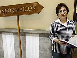 INVESTIGADORA. Rosario Camacho, en la sede del Archivo Municipal. / SALVADOR SALAS