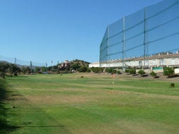 Redes en el campo de golf de Añoreta. / SUR