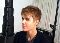 Justin Bieber se corta el pelo