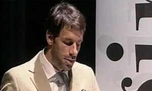 Van Nistelrooy, durante su intervención en el Museo Picasso esta tarde. :. Sur.es