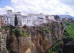 Cornisas sobre la garganta del Tajo de Ronda