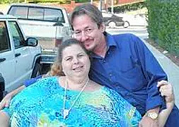 Pauline Potter, de 330 kilos, con su exmarido Álex. / Closer