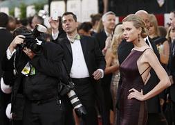 Taylor Swift, en los Globos de Oro. / Reuters