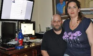 MIguel Lorca y Noelia Tarifit, propietarios de Freephone Axarquía