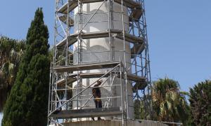 Los trabajos consisten en el pintado del faro
