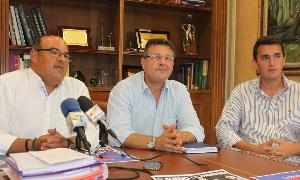 Jesús Lupiáñez y Emilio Martín en la presentación de las actuaciones de este año