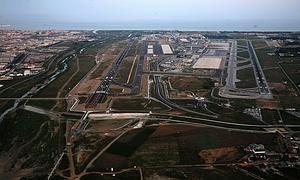 Vista aérea de la segunda pista. SUR